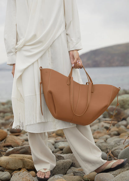Sophia Hand Bag®